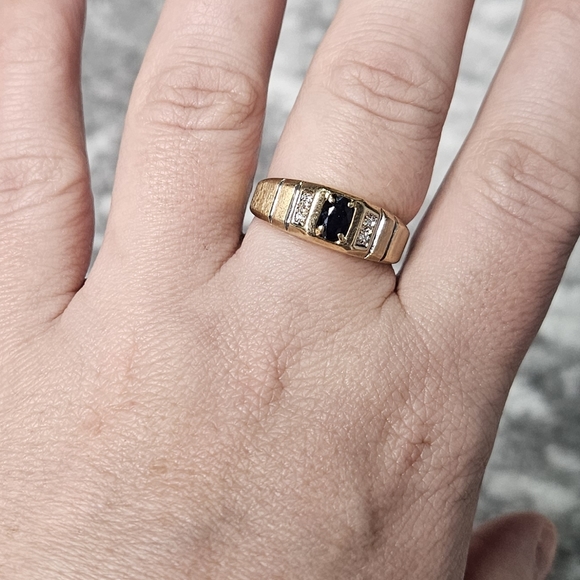 10K Yellow Gold Sapphire and Diamond Band Ring - Picture 11 of 13